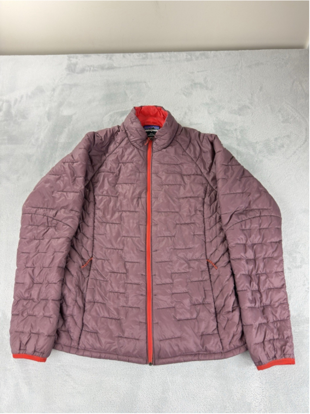 Patagonia Micro Puff Insulated Jacket Womens Size Medium Dark Ruby 84071 Style